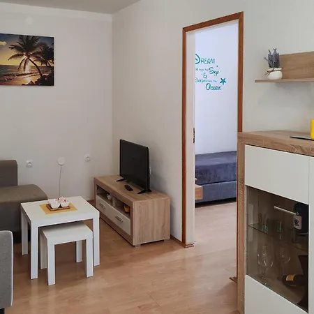 아파트 Lovely In Stara Baska 푸나트