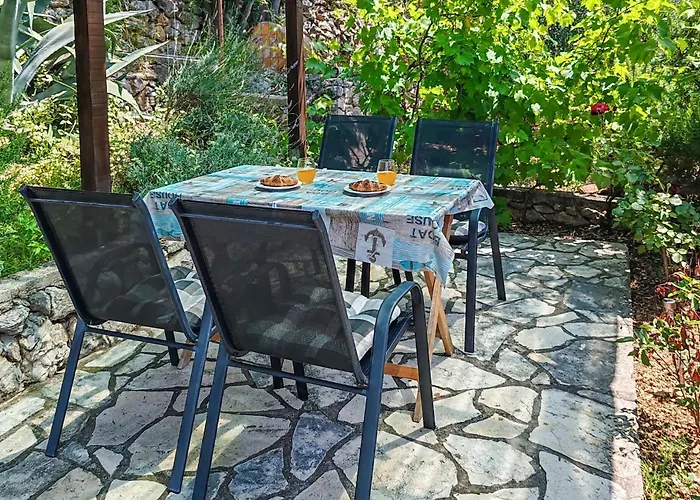 Lovely In Stara Baska Appartement *